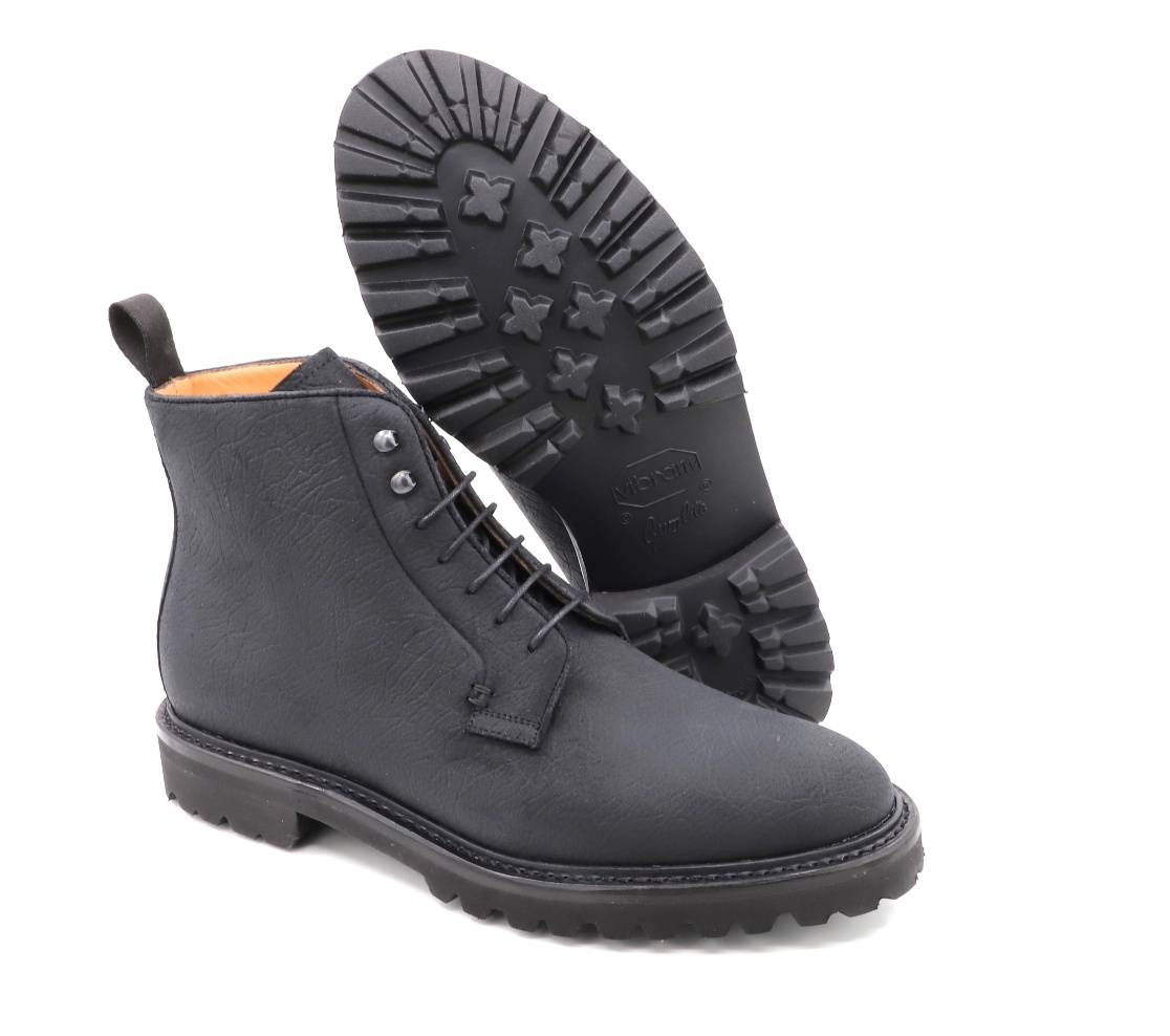 Lace-Up Boots - Gavin Waxed CS Black EE